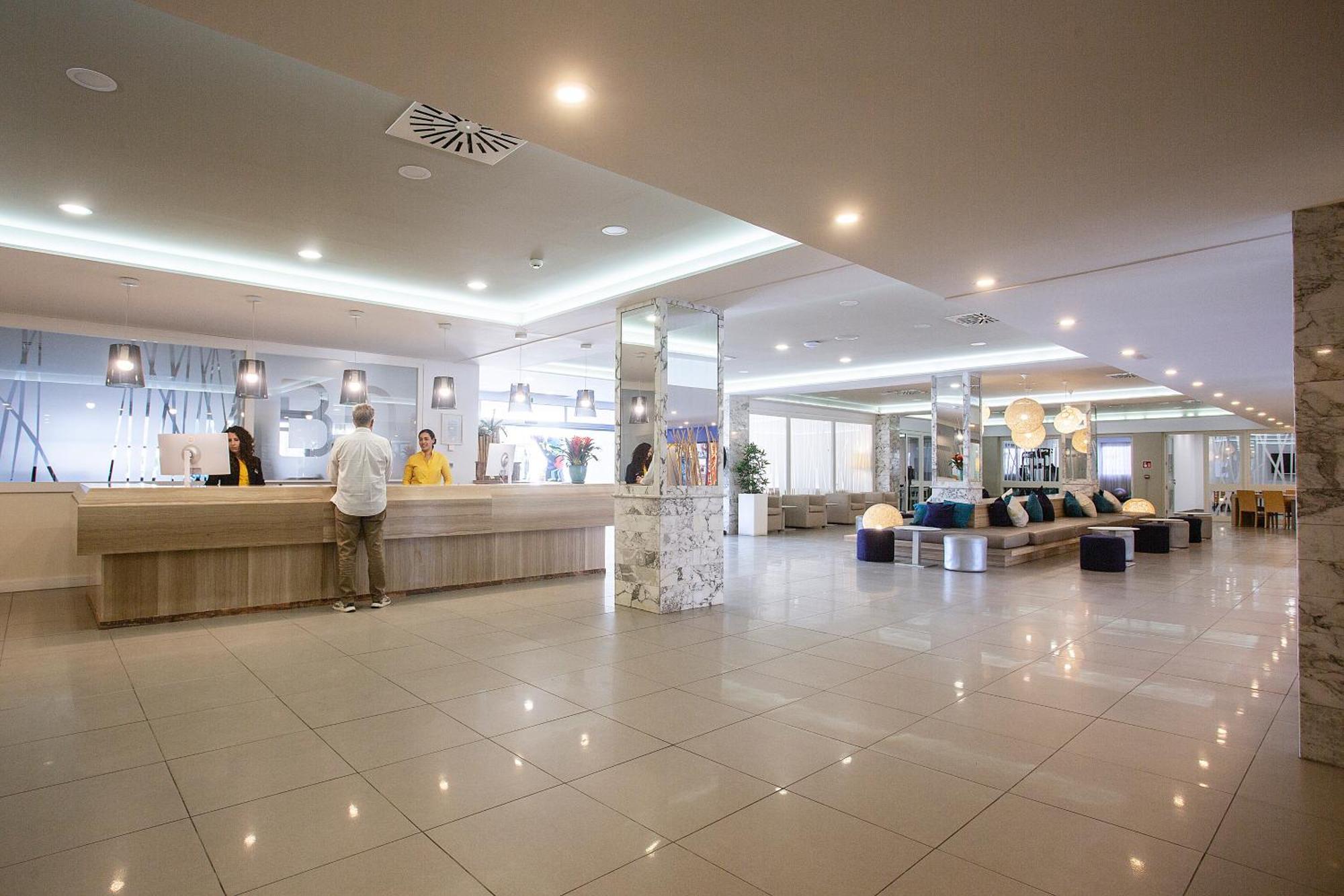 Bq Delfin Azul Hotel Port de Alcudia  Exterior photo